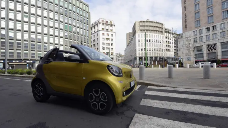 Nuova smart fortwo cabrio - 33