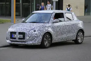 Nuova Suzuki Swift foto spia 27 luglio 2016 - 6