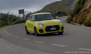 Nuova Suzuki Swift Sport MY 2018  Test Drive in Anteprima - 14