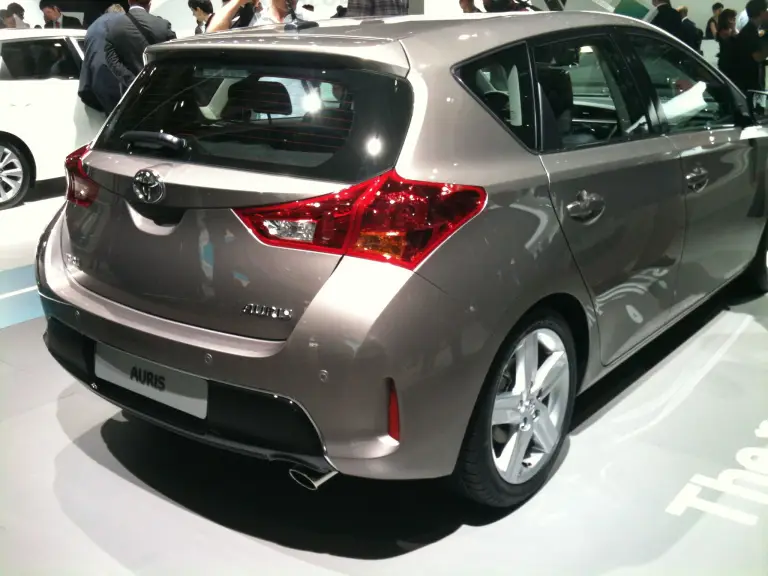 Nuova Toyota Auris - Salone di Parigi 2012 - 4