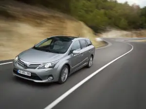 Nuova Toyota Avensis 2012 - 1