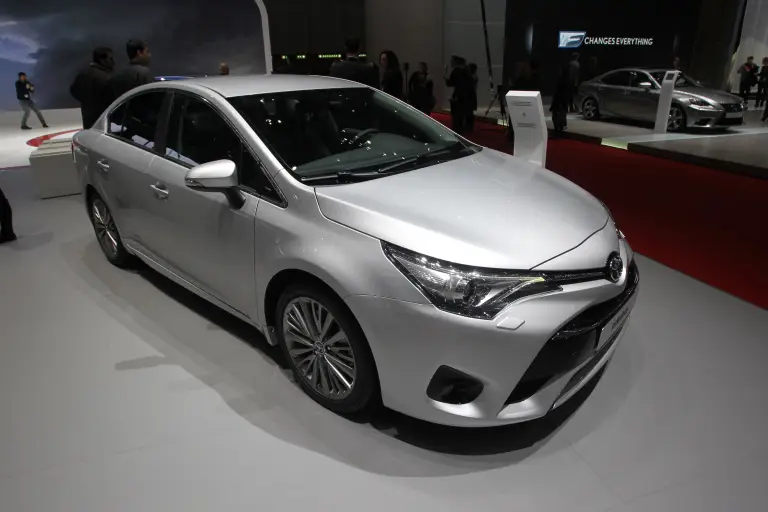 Nuova Toyota Avensis - Salone di Ginevra 2015 - 6