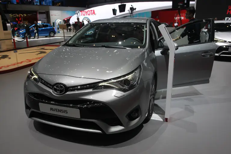 Nuova Toyota Avensis - Salone di Ginevra 2015 - 11