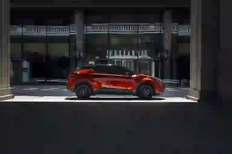 Nuova Toyota C-HR 2019  - 15