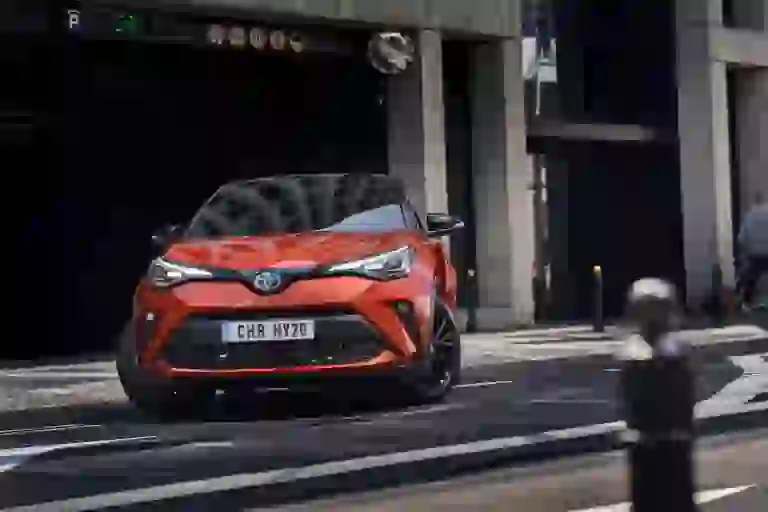 Nuova Toyota C-HR 2019  - 9