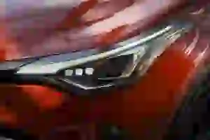 Nuova Toyota C-HR 2019  - 25