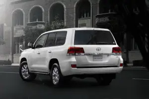 Nuova Toyota Land Cruiser