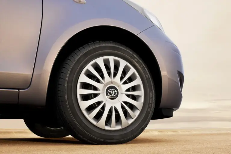 Nuova Toyota Yaris 2010 - 4