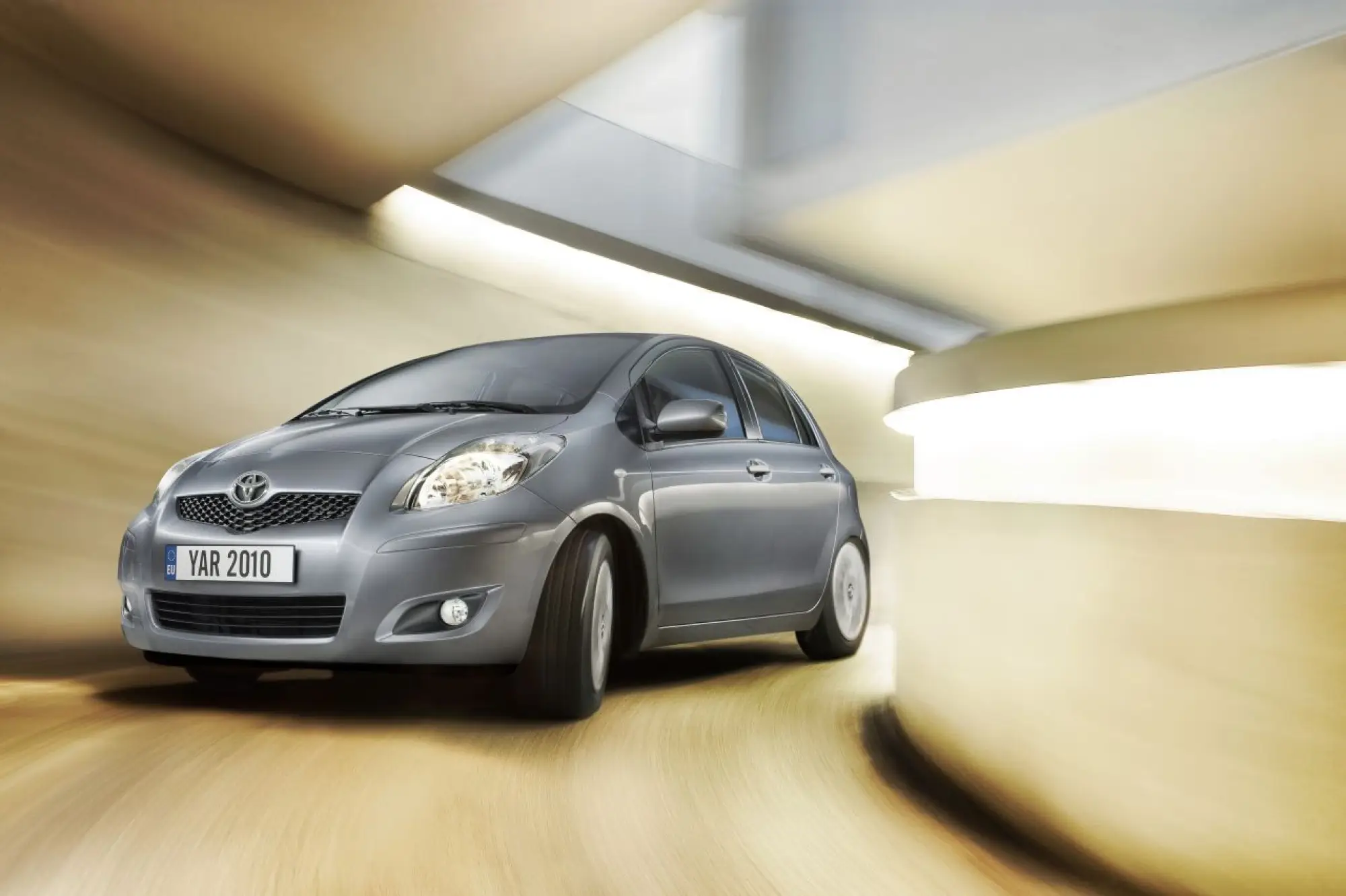 Nuova Toyota Yaris 2010 - 10