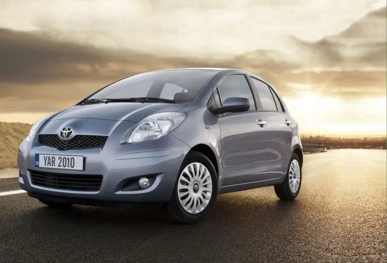 Nuova Toyota Yaris 2010 - 1