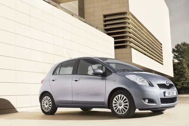 Nuova Toyota Yaris 2010 - 15