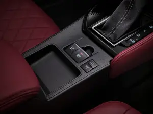 Nuova Toyota Yaris Ativ - Foto