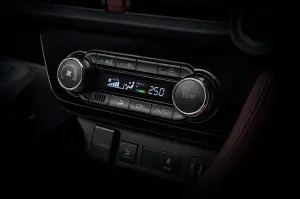 Nuova Toyota Yaris Ativ - Foto