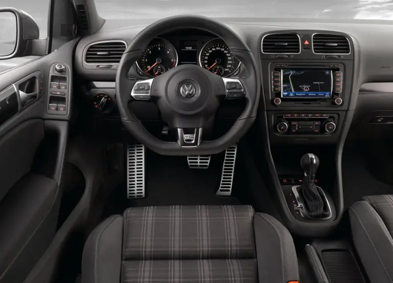 Nuova Volkswagen Golf GTD - 1