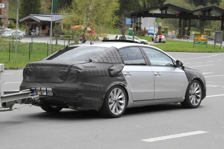 Nuova Volkswagen Passat: foto spia - 2