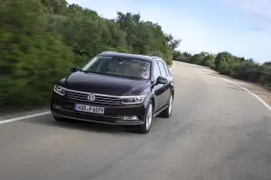 Nuova Volkswagen Passat - Prova su Strada