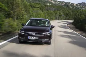 Nuova Volkswagen Passat - Prova su Strada