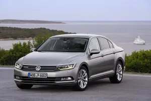 Nuova Volkswagen Passat - Prova su Strada