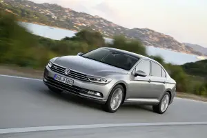 Nuova Volkswagen Passat - Prova su Strada