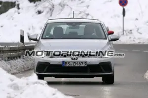 Nuova Volkswagen Polo 2021 - prime foto spia 