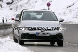 Nuova Volkswagen Polo 2021 - prime foto spia 