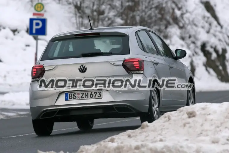 Nuova Volkswagen Polo 2021 - prime foto spia  - 26