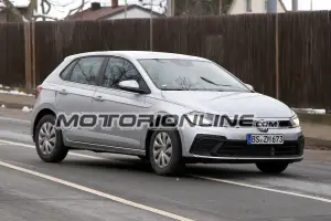 Nuova Volkswagen Polo 2021 - prime foto spia 