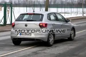 Nuova Volkswagen Polo 2021 - prime foto spia 
