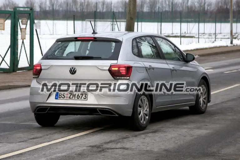 Nuova Volkswagen Polo 2021 - prime foto spia  - 21