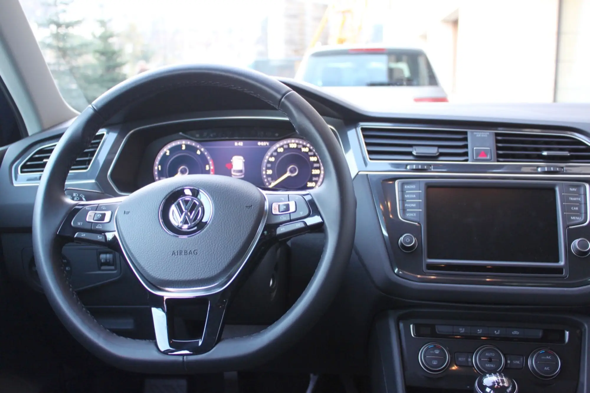 Nuova Volkswagen Tiguan 1.6 TDI - 34