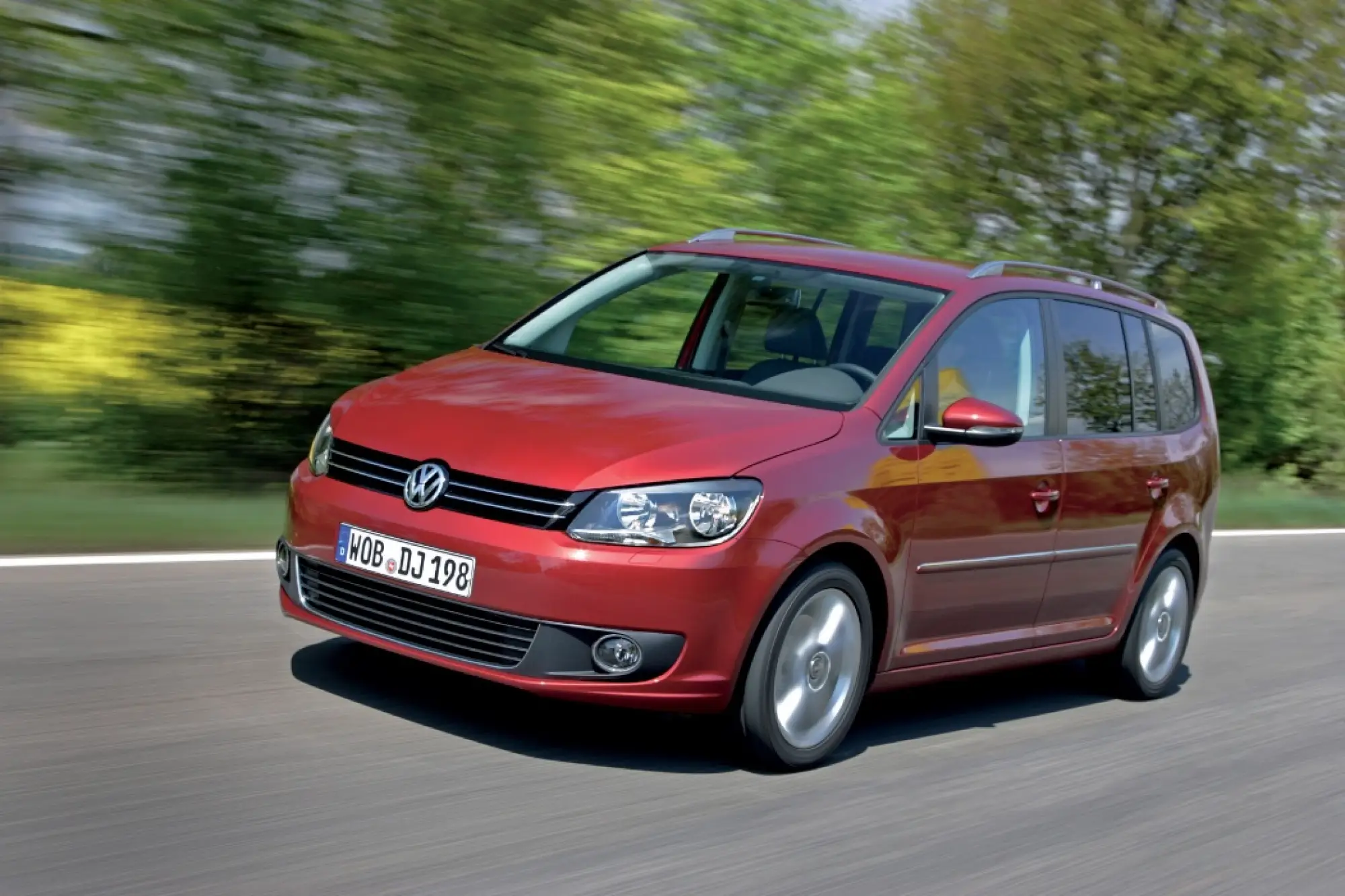 Nuova Volkswagen Touran 2011 - 1