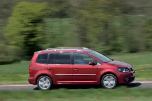 Nuova Volkswagen Touran 2011 - 3