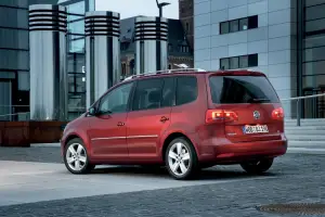 Nuova Volkswagen Touran 2011