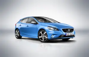 Nuova Volvo V40 R-Design