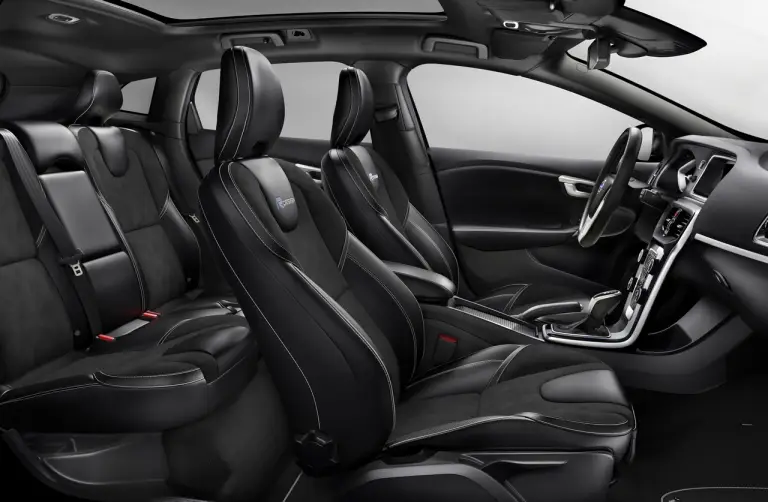 Nuova Volvo V40 R-Design - 10