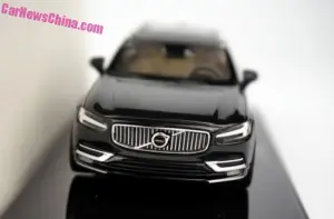 Nuova Volvo V90