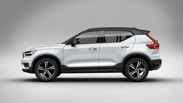 Nuova Volvo XC40 T5 elettrica 2020 - Foto gallery - 2