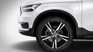 Nuova Volvo XC40 T5 elettrica 2020 - Foto gallery