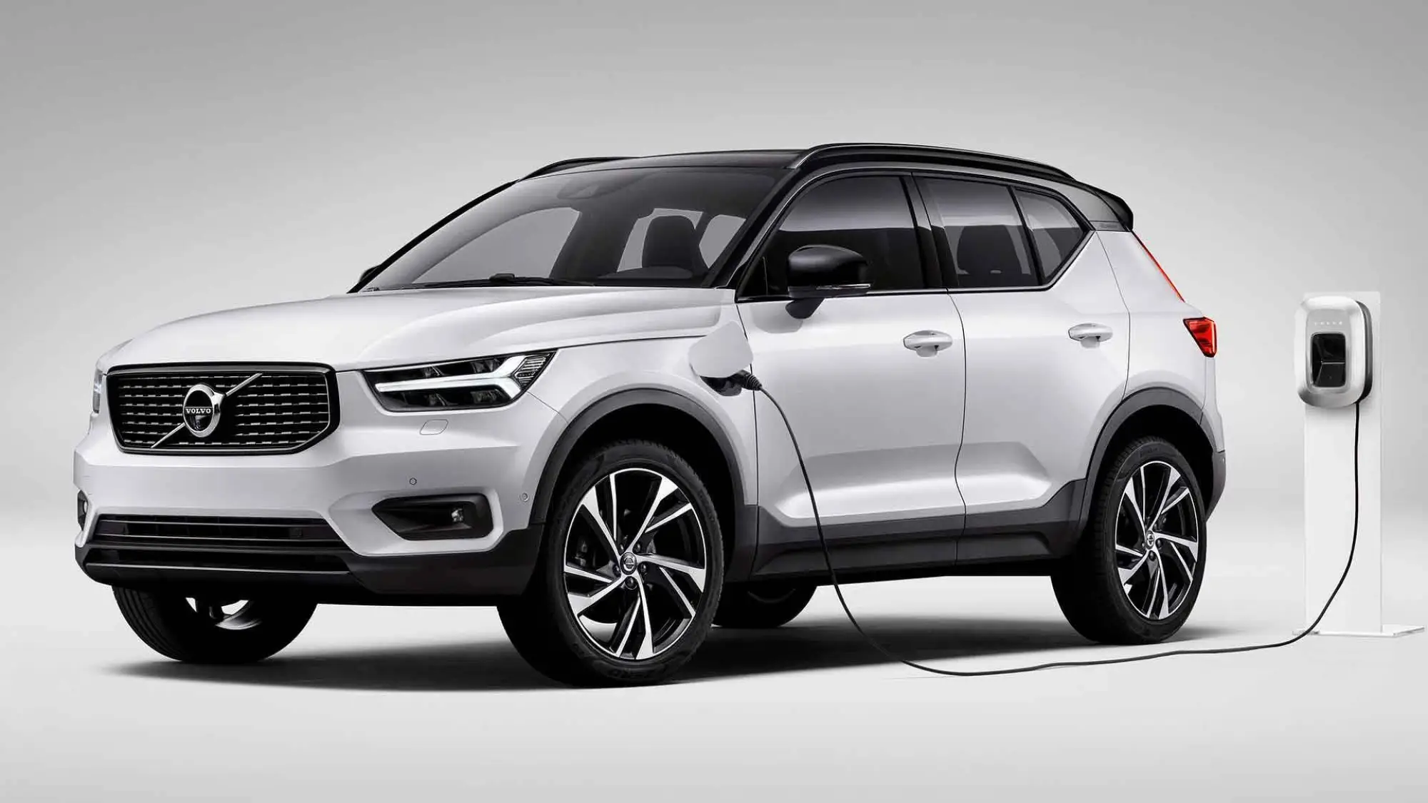 Nuova Volvo XC40 T5 elettrica 2020 - Foto gallery - 10