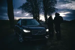 Nuova Volvo XC90 - Feeling Good di Avicii - 7