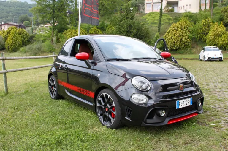 Nuove Abarth 595 e 124 Spider - primo contatto - 17