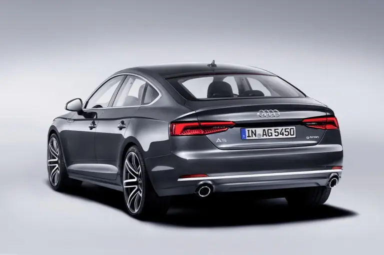 Nuove Audi A4 Avant g-tron e A5 Sportback g-tron - 20