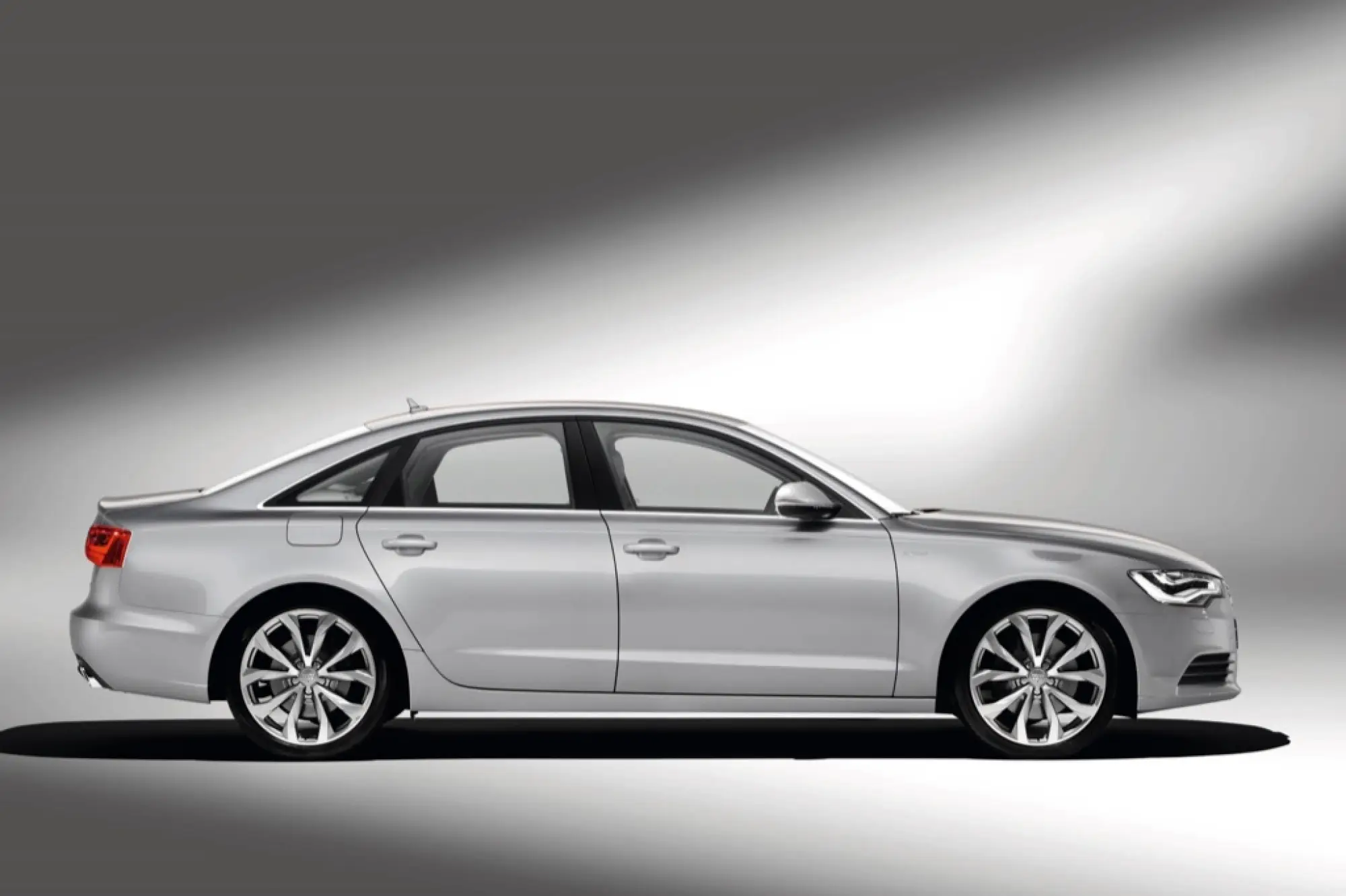 Nuove Audi A6 hybrid e Avant - 2