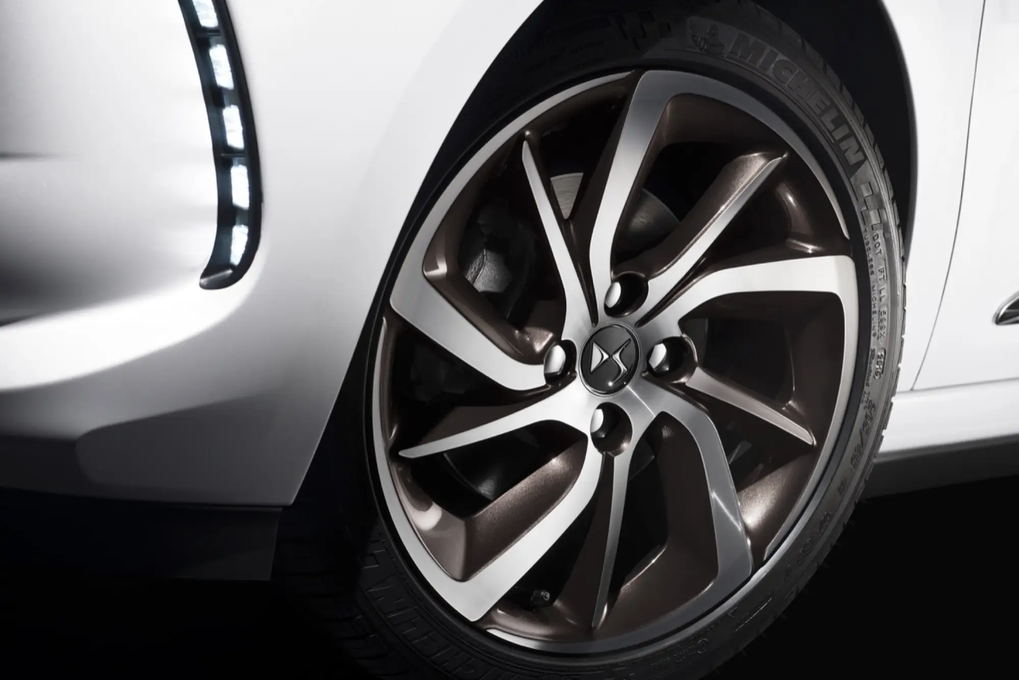 Nuove DS 3 e DS 3 Cabrio - nuova galleria - 14