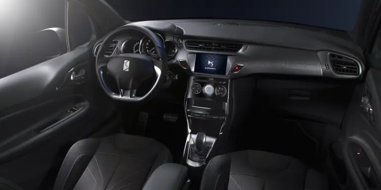 Nuove DS 3 e DS 3 Cabrio - nuova galleria - 17