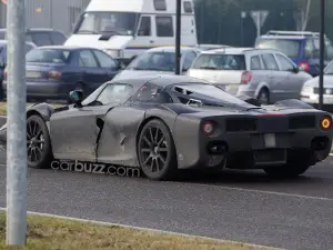 Nuove foto spia Ferrari F70