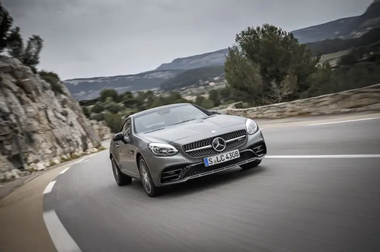 Nuove Mercedes SLC, SL e Classe S Cabrio - 2