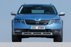 Nuove Skoda Octavia RS e Scout - 29