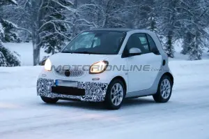 Nuove Smart fortwo e forfour Brabus - Foto spia 06-01-2016