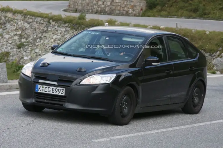 Nuovi spy shots Ford Focus - 8